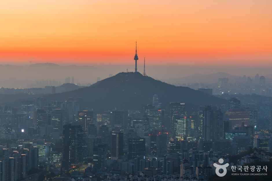 무악산 동봉수대 터 여행 추천 - 메고지고 무악산 동봉수대 터 여행 추천 - 메고지고