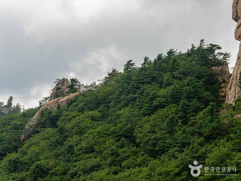 봉정암(인제) 여행 추천 - 메고지고 봉정암(인제) 여행 추천 - 메고지고