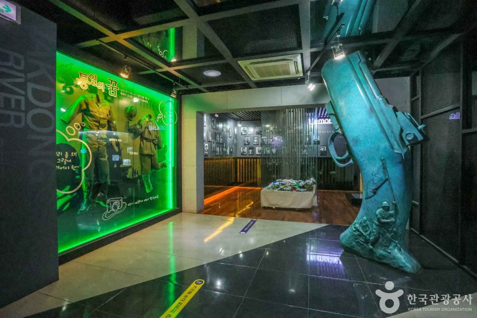 낙동강승전기념관 여행 추천 - 메고지고 낙동강승전기념관 여행 추천 - 메고지고