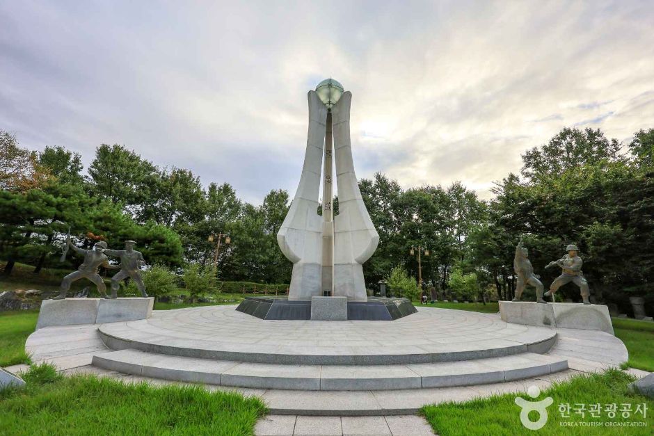 여주 현충탑 여행 추천 - 메고지고 여주 현충탑 여행 추천 - 메고지고