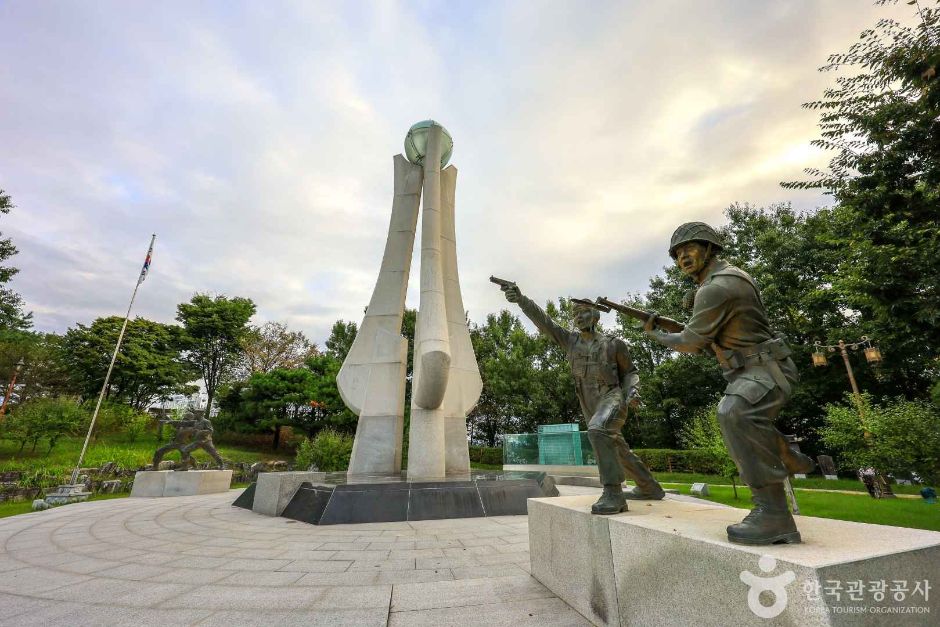 여주 현충탑 여행 추천 - 메고지고 여주 현충탑 여행 추천 - 메고지고