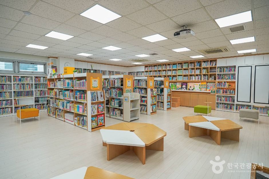 중랑구립면목정보도서관 여행 추천 - 메고지고 중랑구립면목정보도서관 여행 추천 - 메고지고
