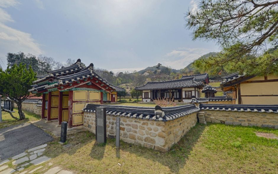 청주 문의향교 여행 추천 - 메고지고 청주 문의향교 여행 추천 - 메고지고