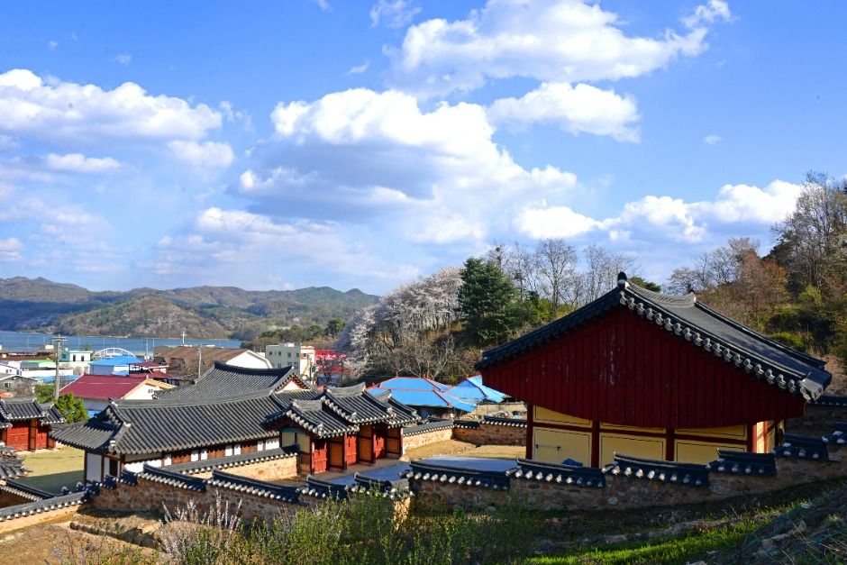 청주 문의향교 여행 추천 - 메고지고 청주 문의향교 여행 추천 - 메고지고