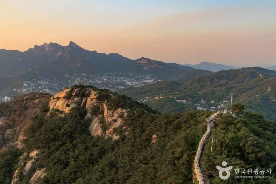 인왕산 여행 추천 - 메고지고 인왕산 여행 추천 - 메고지고