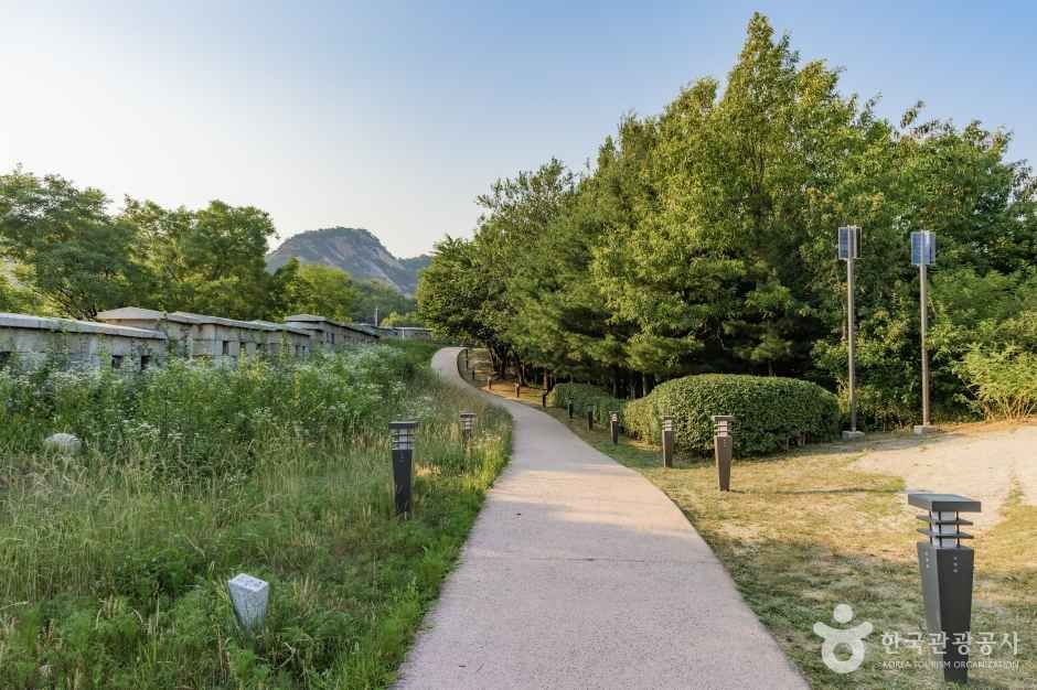 인왕산 여행 추천 - 메고지고 인왕산 여행 추천 - 메고지고