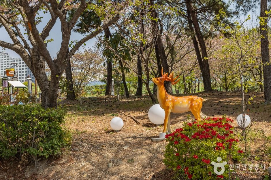 명지동근린공원 여행 추천 - 메고지고 명지동근린공원 여행 추천 - 메고지고