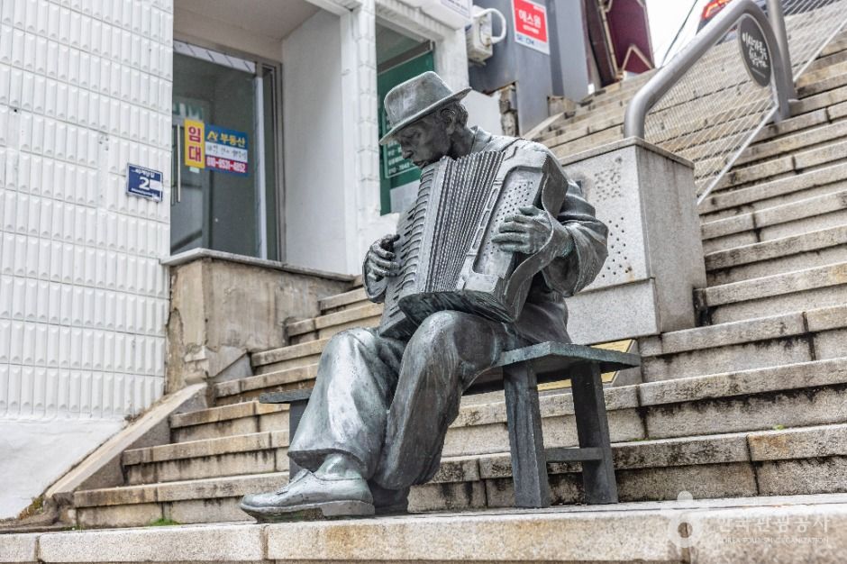 40계단 문화관광테마거리 여행 추천 - 메고지고 40계단 문화관광테마거리 여행 추천 - 메고지고