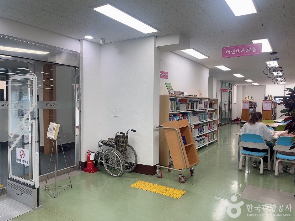 수원시립중앙도서관 여행 추천 - 메고지고 수원시립중앙도서관 여행 추천 - 메고지고