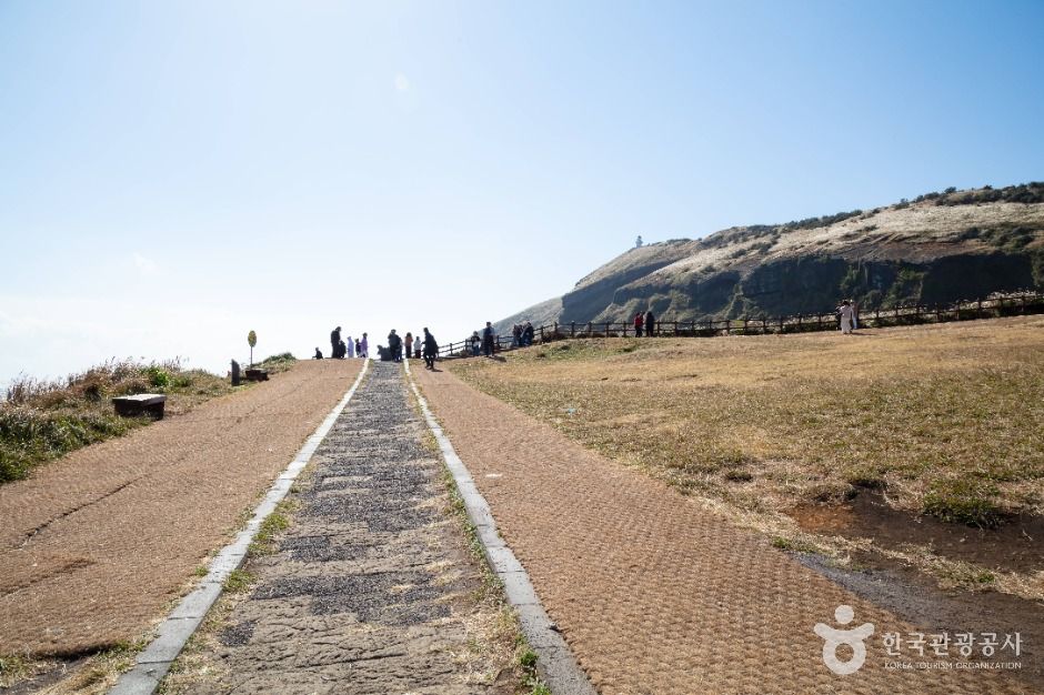 검멀레해변 여행 추천 - 메고지고 검멀레해변 여행 추천 - 메고지고