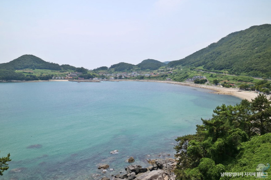 천하몽돌해수욕장 여행 추천 - 메고지고 천하몽돌해수욕장 여행 추천 - 메고지고