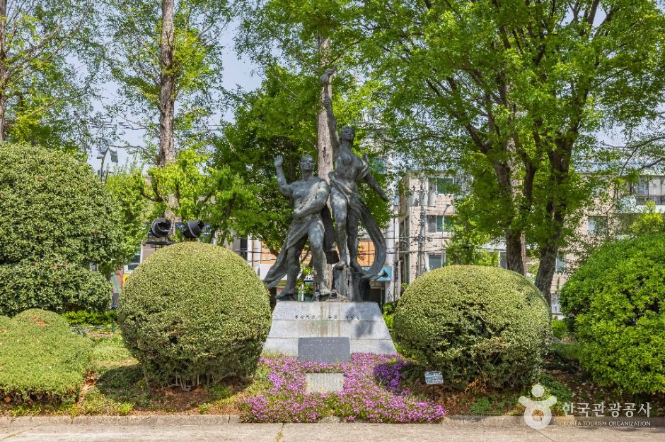 부산박물관 여행 추천 - 메고지고