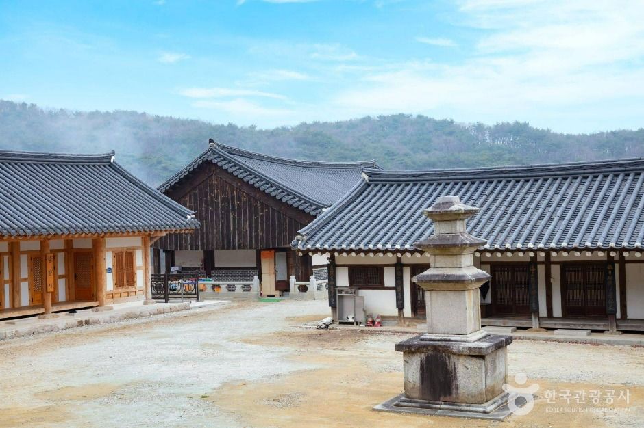 칠장사(안성) 여행 추천 - 메고지고 칠장사(안성) 여행 추천 - 메고지고