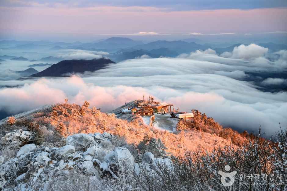 설천봉 여행 추천 - 메고지고