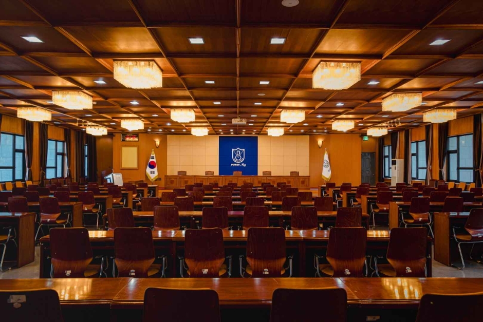 경남대학교 박물관 여행 추천 - 메고지고