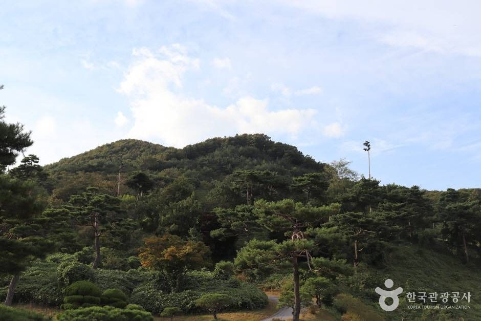 위례산과 위례성지 여행 추천 - 메고지고