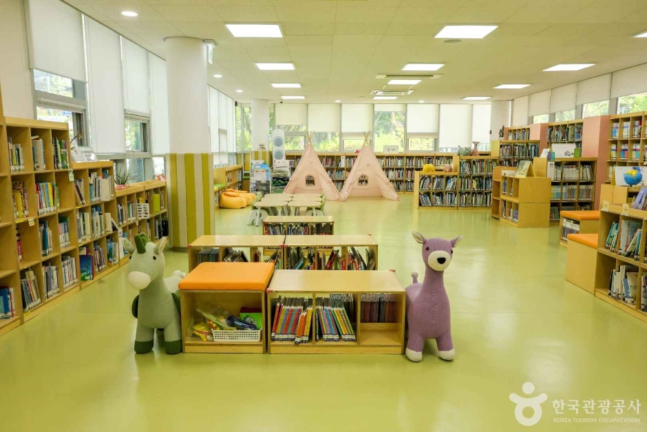 서구어린이도서관 여행 추천 - 메고지고 서구어린이도서관 여행 추천 - 메고지고