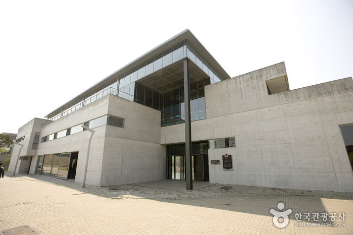 서울액션스쿨 (마샬아트센터) 여행 추천 - 메고지고