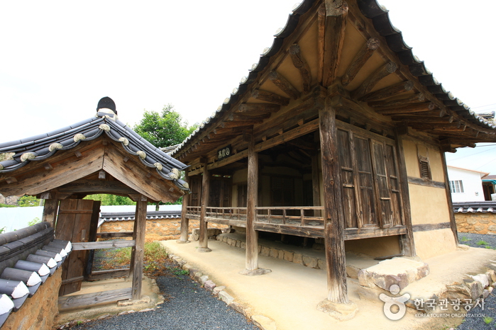 산수정 여행 추천 - 메고지고