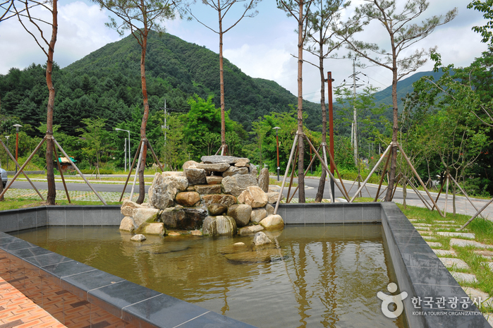 연인산도립공원 여행 추천 - 메고지고