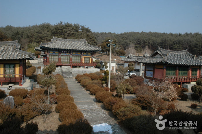 백산서원(영주) 여행 추천 - 메고지고 백산서원(영주) 여행 추천 - 메고지고