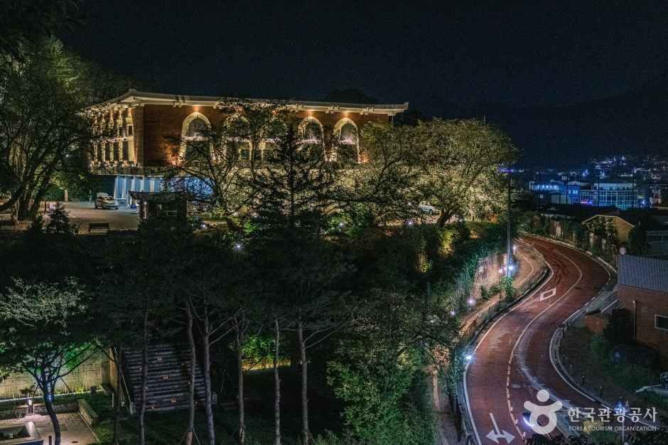 충청남도역사박물관 여행 추천 - 메고지고