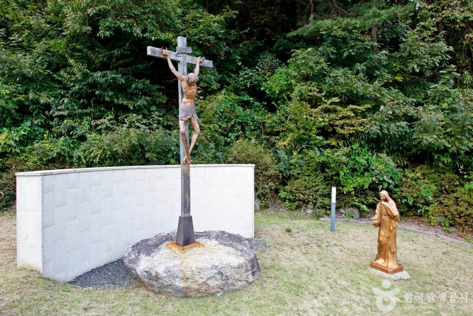 수리치골 성지 여행 추천 - 메고지고