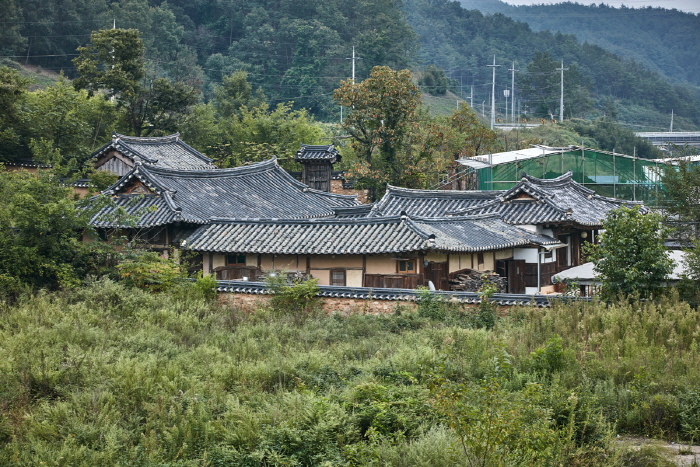 영주 괴헌고택 여행 추천 - 메고지고 영주 괴헌고택 여행 추천 - 메고지고