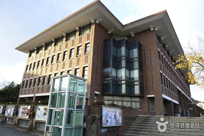 동국대학교 와이즈 캠퍼스 박물관 여행 추천 - 메고지고