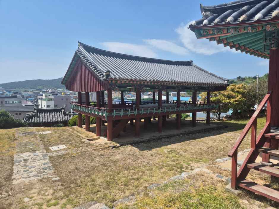 평해향교 여행 추천 - 메고지고 평해향교 여행 추천 - 메고지고