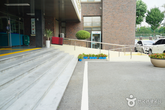 대전학생교육문화원 여행 추천 - 메고지고 대전학생교육문화원 여행 추천 - 메고지고