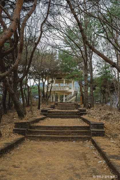 운암산(완주) 여행 추천 - 메고지고 운암산(완주) 여행 추천 - 메고지고