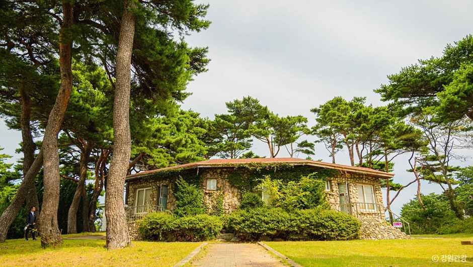 이기붕별장 여행 추천 - 메고지고 이기붕별장 여행 추천 - 메고지고