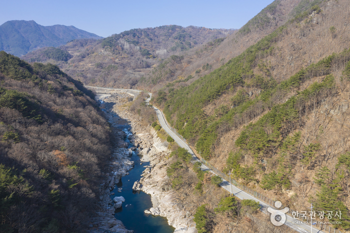 용유담 여행 추천 - 메고지고 용유담 여행 추천 - 메고지고