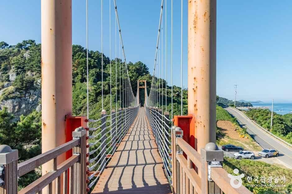 욕지도 출렁다리 여행 추천 - 메고지고