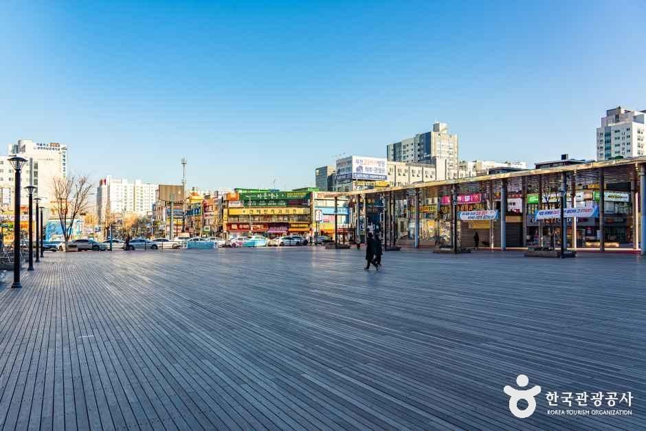 부천역 마루광장 여행 추천 - 메고지고 부천역 마루광장 여행 추천 - 메고지고