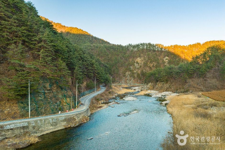 왕피천 (경북 동해안 국가지질공원) 여행 추천 - 메고지고 왕피천 (경북 동해안 국가지질공원) 여행 추천 - 메고지고