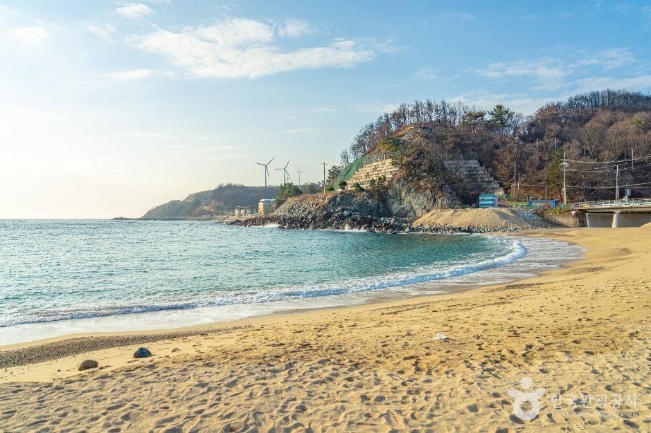 오보해수욕장 여행 추천 - 메고지고 오보해수욕장 여행 추천 - 메고지고