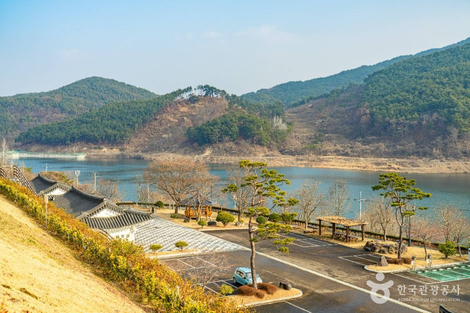 방곡마을 여행 추천 - 메고지고