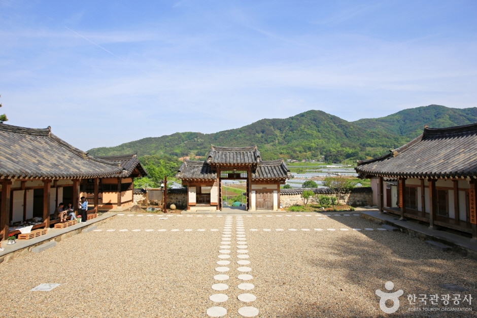 청천서당 여행 추천 - 메고지고 청천서당 여행 추천 - 메고지고
