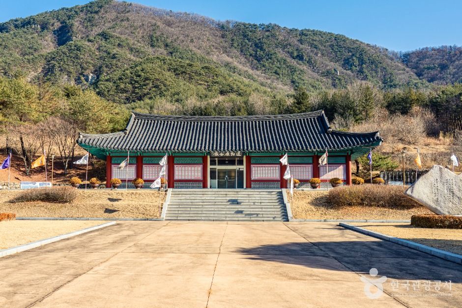 운강이강년기념관 여행 추천 - 메고지고 운강이강년기념관 여행 추천 - 메고지고