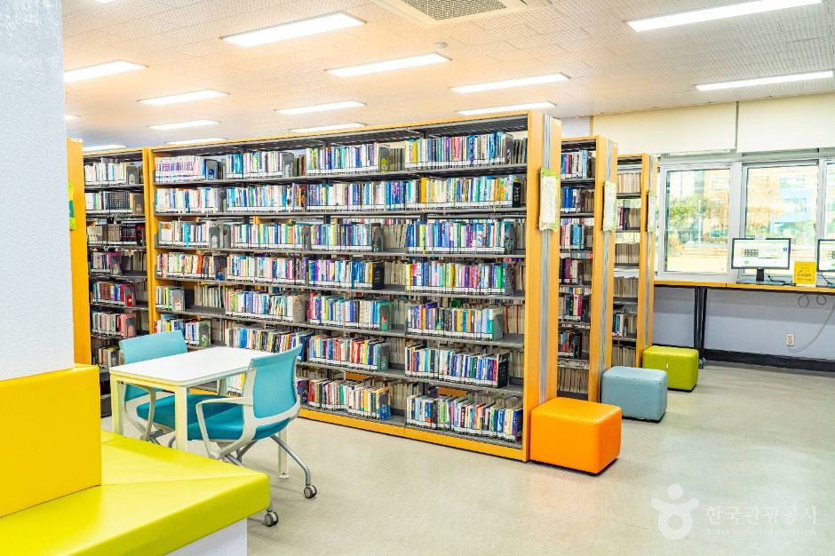 화천교육도서관 여행 추천 - 메고지고