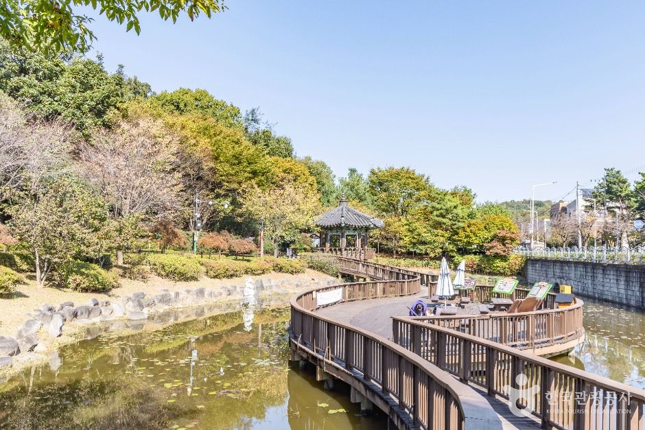 궁동저수지 생태공원 여행 추천 - 메고지고