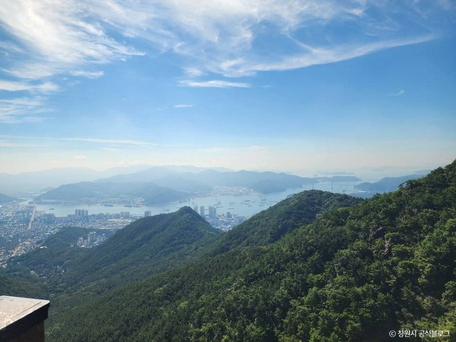 무학산 여행 추천 - 메고지고 무학산 여행 추천 - 메고지고