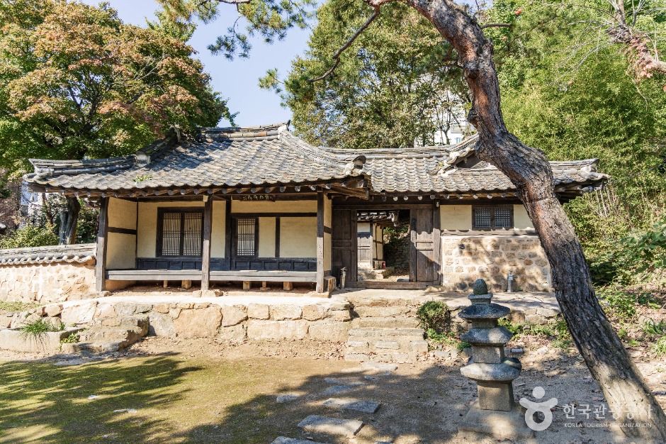 장욱진 고택 여행 추천 - 메고지고 장욱진 고택 여행 추천 - 메고지고
