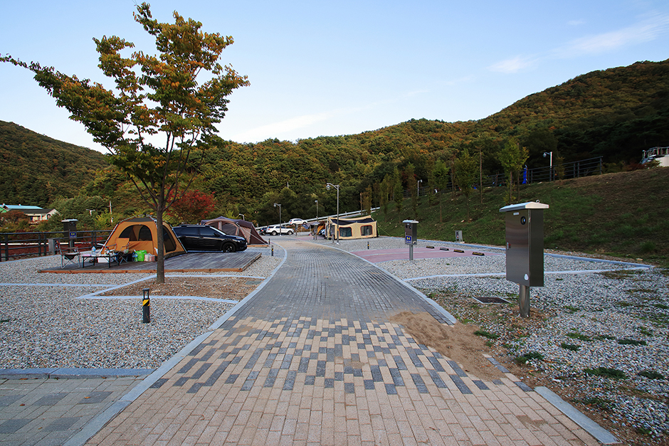수레의산자연휴양림 캠핑장 여행 추천 - 메고지고