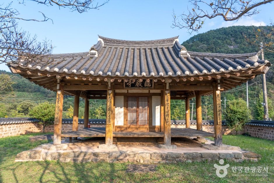 구암정 여행 추천 - 메고지고 구암정 여행 추천 - 메고지고