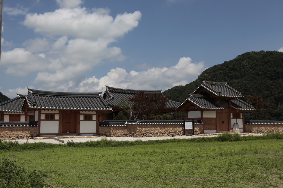 읍청정(산청) 여행 추천 - 메고지고 읍청정(산청) 여행 추천 - 메고지고