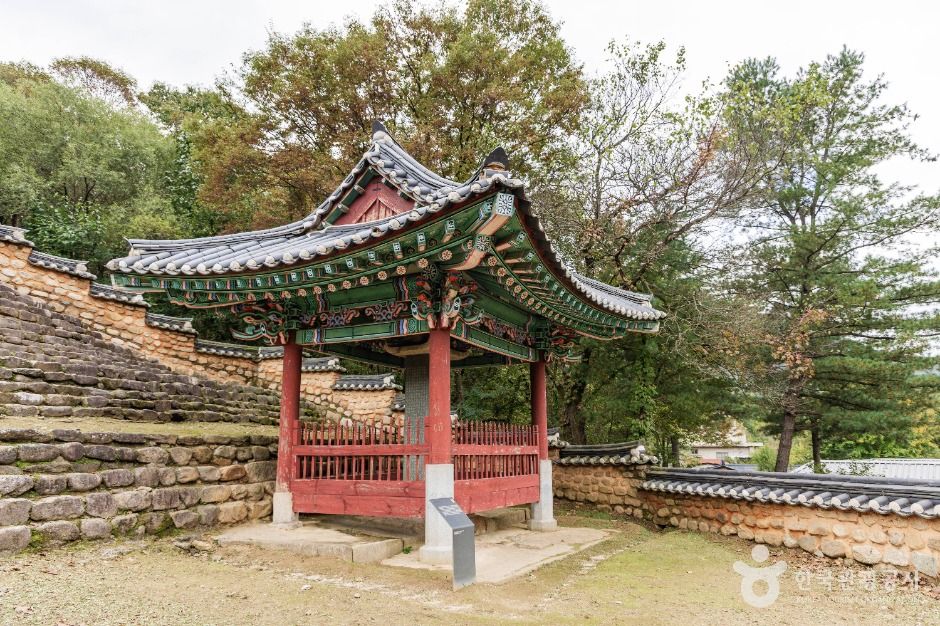 만동묘정비 여행 추천 - 메고지고 만동묘정비 여행 추천 - 메고지고