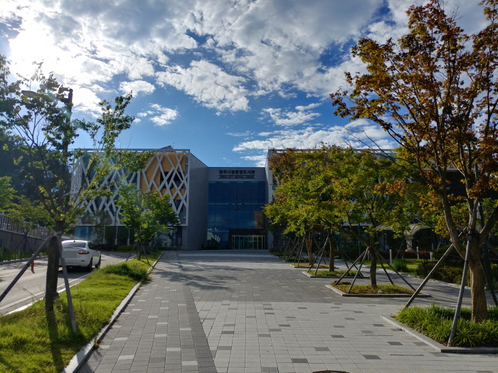 원주시립중앙도서관 여행 추천 - 메고지고 원주시립중앙도서관 여행 추천 - 메고지고
